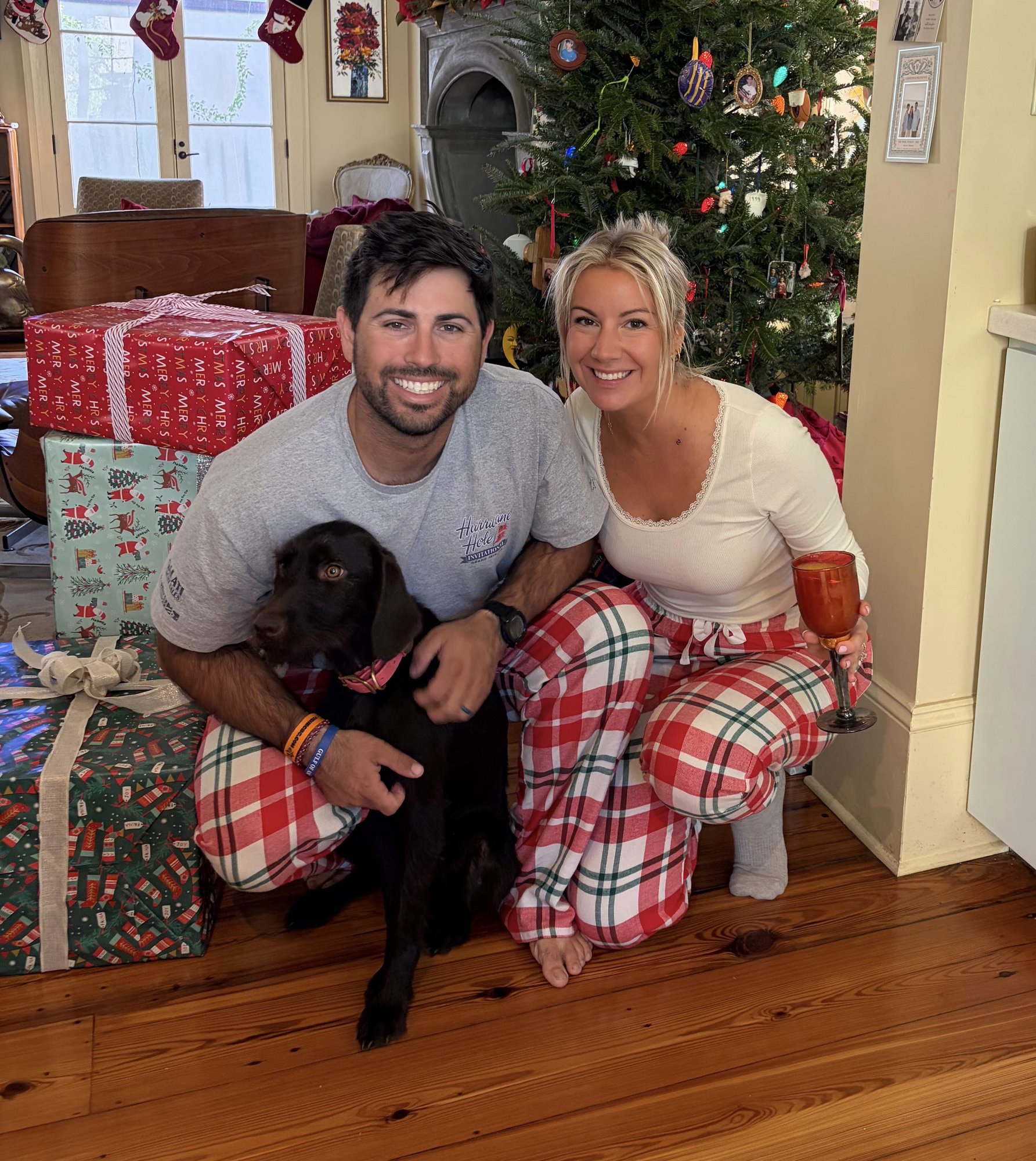 Facetune_23-12-2025-13-14-05